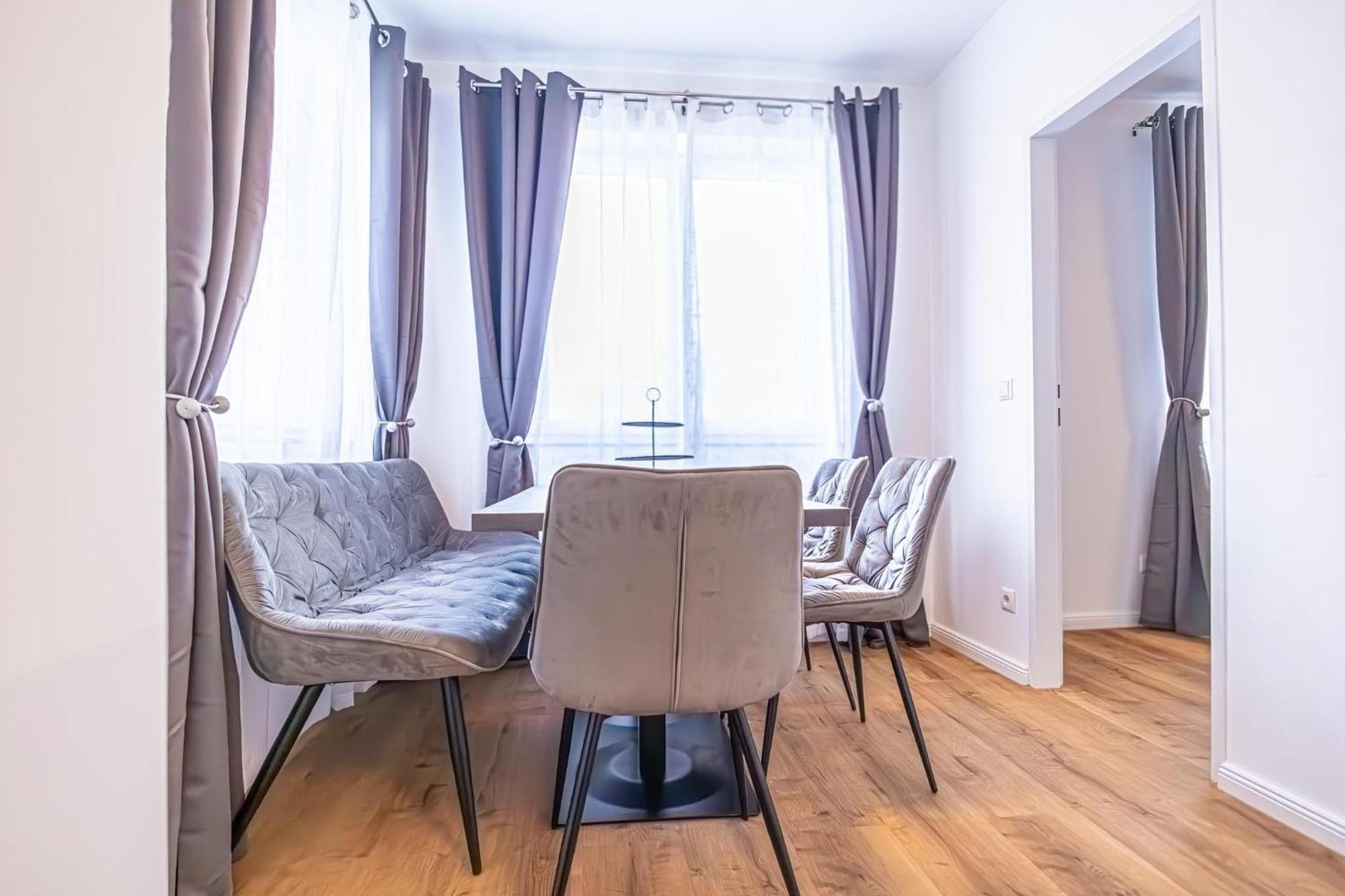 Charming 1Br And 1Lr Apt Modern Design Donaustadt Viena Exterior foto