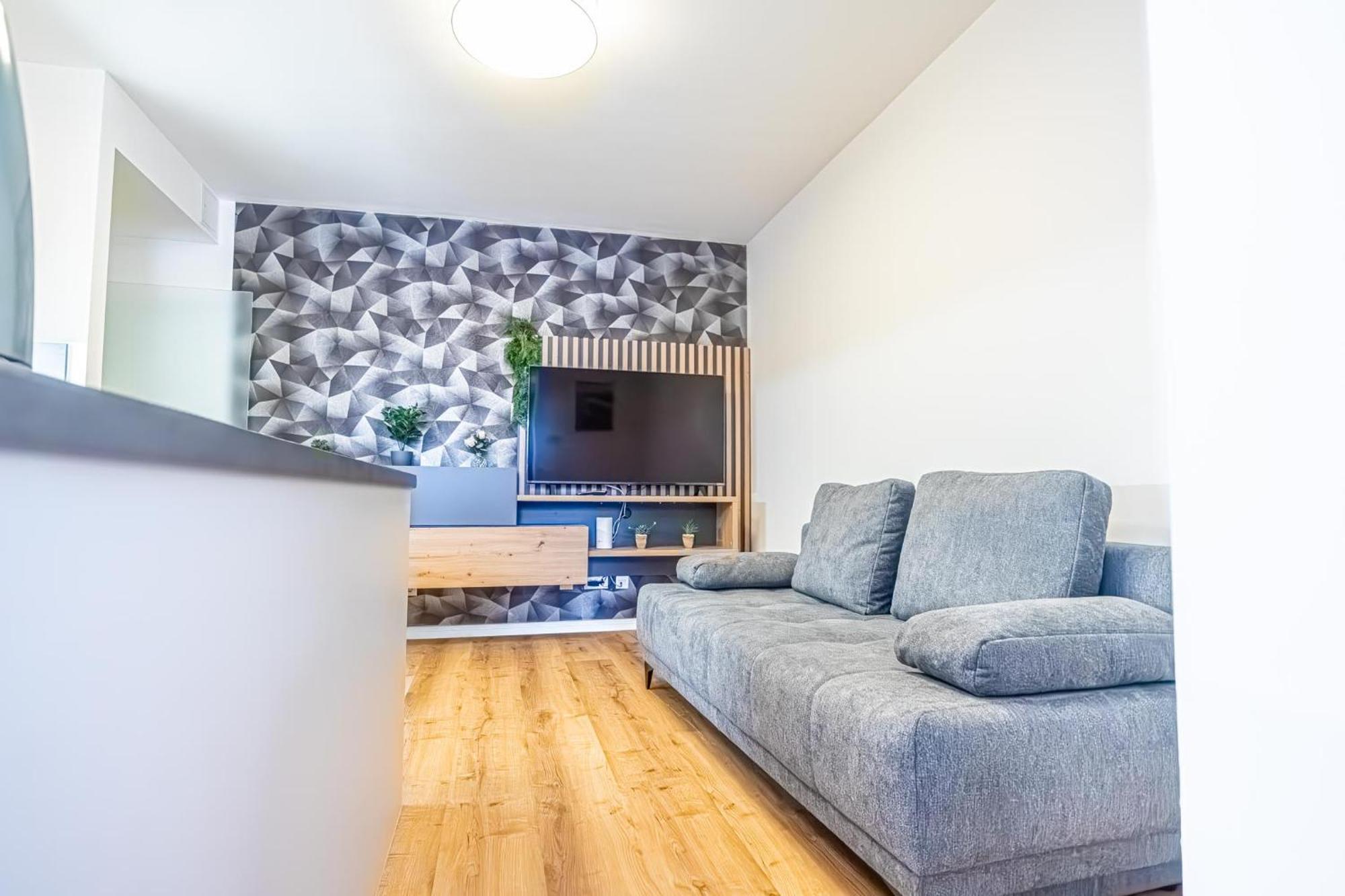 Charming 1Br And 1Lr Apt Modern Design Donaustadt Viena Exterior foto